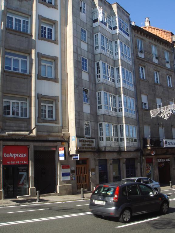 Hostal Pension "Centro" ซานติอาโก เด กอมโปสเตลา ภายนอก รูปภาพ